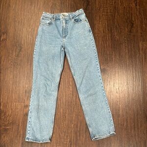Abercrombie & Fitch the 90s Straight Ultra High Rise Jeans
